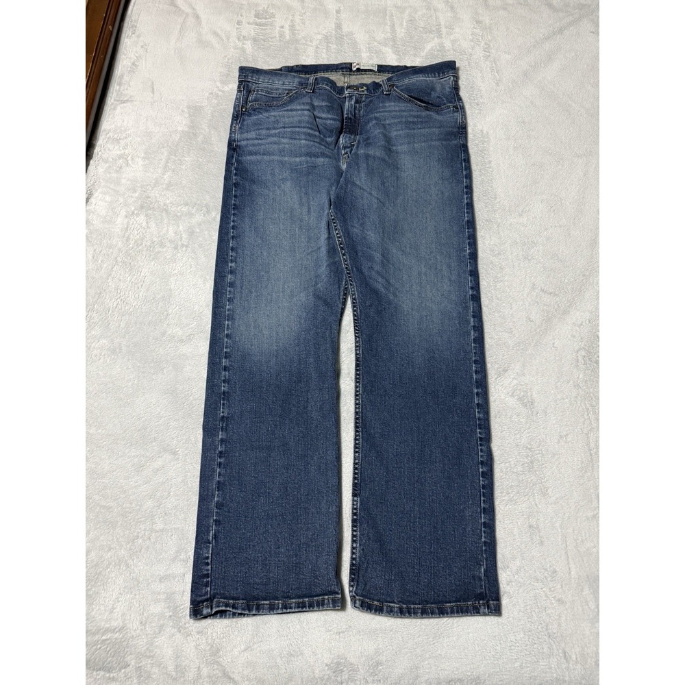 Wrangler Relaxed Boot Jeans Mens 37x30 Blue Bootcut Mid Rise Medium Wash
